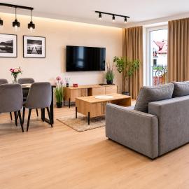 Slow Łeba Bałtycka - Klimatyzowane apartamenty z aneksami kuchennymi, hotel i Łeba
