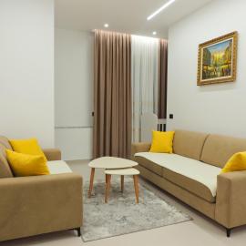 Genci & Family Apartments - Berat, hotel di Berat