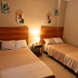 Hogar Entero , Ubicación Ideal cerca de todo, hotel en Saltillo