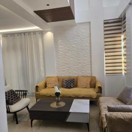 3-bedroom Entire Home in Dasmarinas, Hotel in Dasmariñas