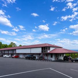 Overlook Mountain Inn, hotel in Guntersville