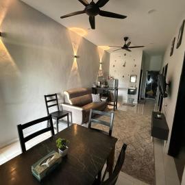 Aden's Stopover House, hotel u gradu Kuala Nerang
