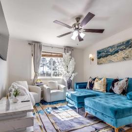 The Homestead Luxury Cozy 2BR Apartment in Nacogdoches Near SFA University and Downtown Pet Friendly Business Ready Extended Stays Welcome with Self Check In High Speed WiFi Full Kitchen In Unit Laundry Private Parking and Quiet Comfort
