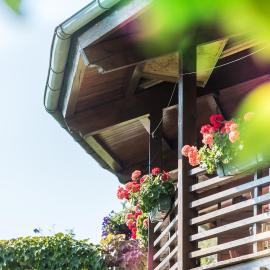 Ferienwohnungen Vomperberg, hotel v mestu Schwaz