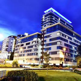 Basingstoke Apartments - Alencon Plaza, Luxury Downtown Apartments