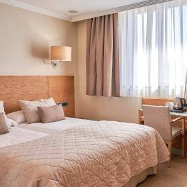 Hotel San Juan de los Reyes, hotel sa Toledo