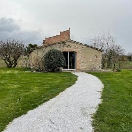 Gites tout confort à la campagne, hôtel à Belleserre