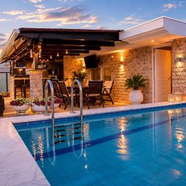 Luxury Penthouse with private pool