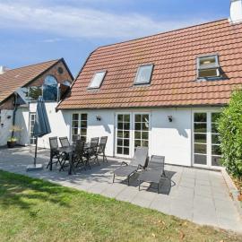 Apartment Skjold - 250m from the sea by Interhome, hotel in Rønne