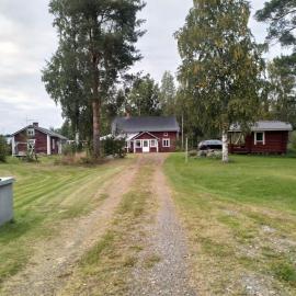Huhtalan maalaismajoitus, hotelli Kalajoella