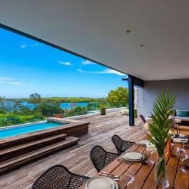 Penthouse 3 Bedrooms Private Pool & Roof Top, Hotel in Goodlands