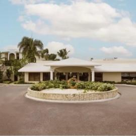 Hotel Maxima, hotelli kohteessa Azua