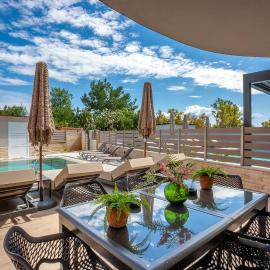 Villa Olia with private pool