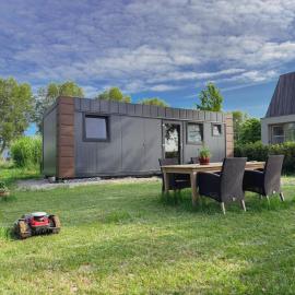 Cabin Red Robin fully furnished, hotel u gradu Almere