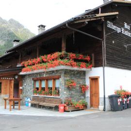 Albergo Alpino Cheggio, hotel a Alpe Cheggio