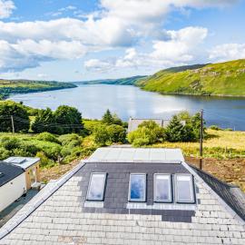 Luxury Seaview 4 Bedroom Cottage by Fairy Pools、カーボストのホテル