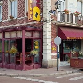 Le Cardinal, hotel sa Poix