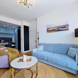 Apartment Les Pieds dans l'Eau by Interhome