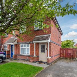 Recently Refurbished House Sleeps 5 near Stadiums