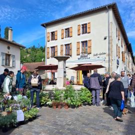 Hôtel Bistrot Les Tanins: Saint-Antoine şehrinde bir otel