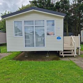Primrose Valley 3-Bed Caravan Sleeps 8 Pets Ok