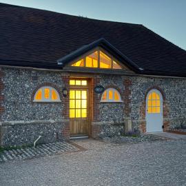 2 Moatside Cottages
