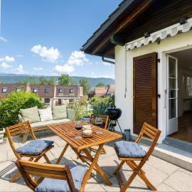 Trois Lacs Suites, Hotel in Erlach