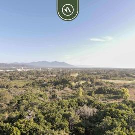 Luxury 3 BR Condo - Beach Access 1 Block Away
