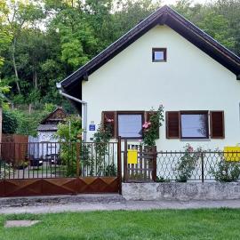 Sunstation, hotel in Šarengrad