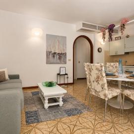 Private Garage - The Cozy Suite - ML