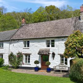 Bratton Mill Farmhouse Bratton Fleming، فندق في Bratton Fleming