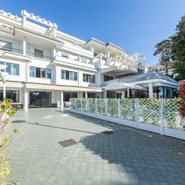 Hotel Sakura, Sure Hotel Collection by Best Western – hotel w mieście Torre del Greco