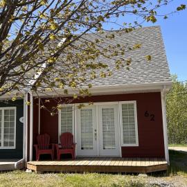 La Cachette, Hotel in LʼAnse-Saint-Jean