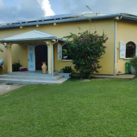Villa Les Oiseaux de paradis, hotel in Le François