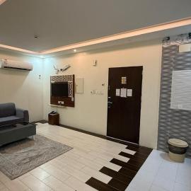 شقق العابرة للشقق المخدومة, hotel in Ash Shuqayq