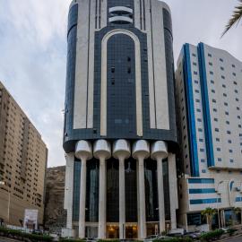 عالم الضيافة, hotel in Al ‘Azīzīyah