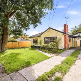 Spacious Ringwood Family Home Near Parks & Shops: Ringwood şehrinde bir otel