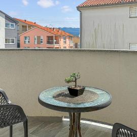 2 Bedroom Nice Apartment In Cizici