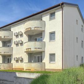 Amazing Apartment In Cizici With House Sea View