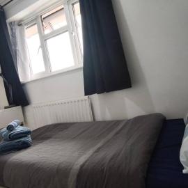 Small Cozy Room in Chelmsford Springfield, hotel in Chelmsford