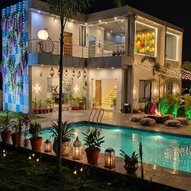 Aashiyana Resort and Farm, hotell i Phanda