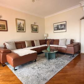 Lovely duplex apartment, hotel in Savina