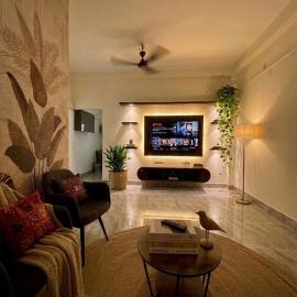 Coconut Hideaway - Kids Loft & Cozy Tropical 2BHK, hotel in Rānchī