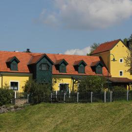 Ferienwohnung Zum alten Forsthaus, hotel a Messern