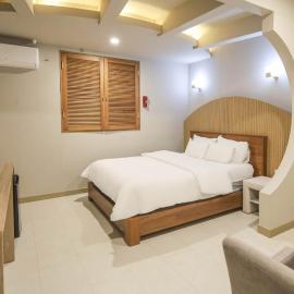 계룡 호텔 스테이318 – hotel w mieście Gyeryong