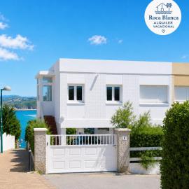 Casa Roca Blanca Suances