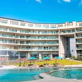 Maison Rose Suites Waterfall City Luxury, hotel u gradu Midrand