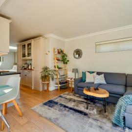 Fig Tree Cottage - Leafy Constantia Cottages