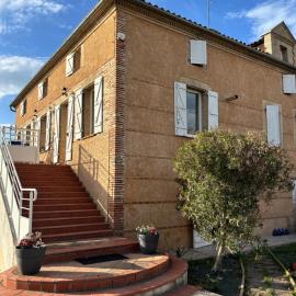 chambres d'hotes des capellas: Bessens şehrinde bir otel