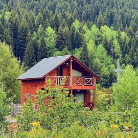 COTTAGE & SAUNA Hill SilENCE MESTIA 1, hotel a Mestia